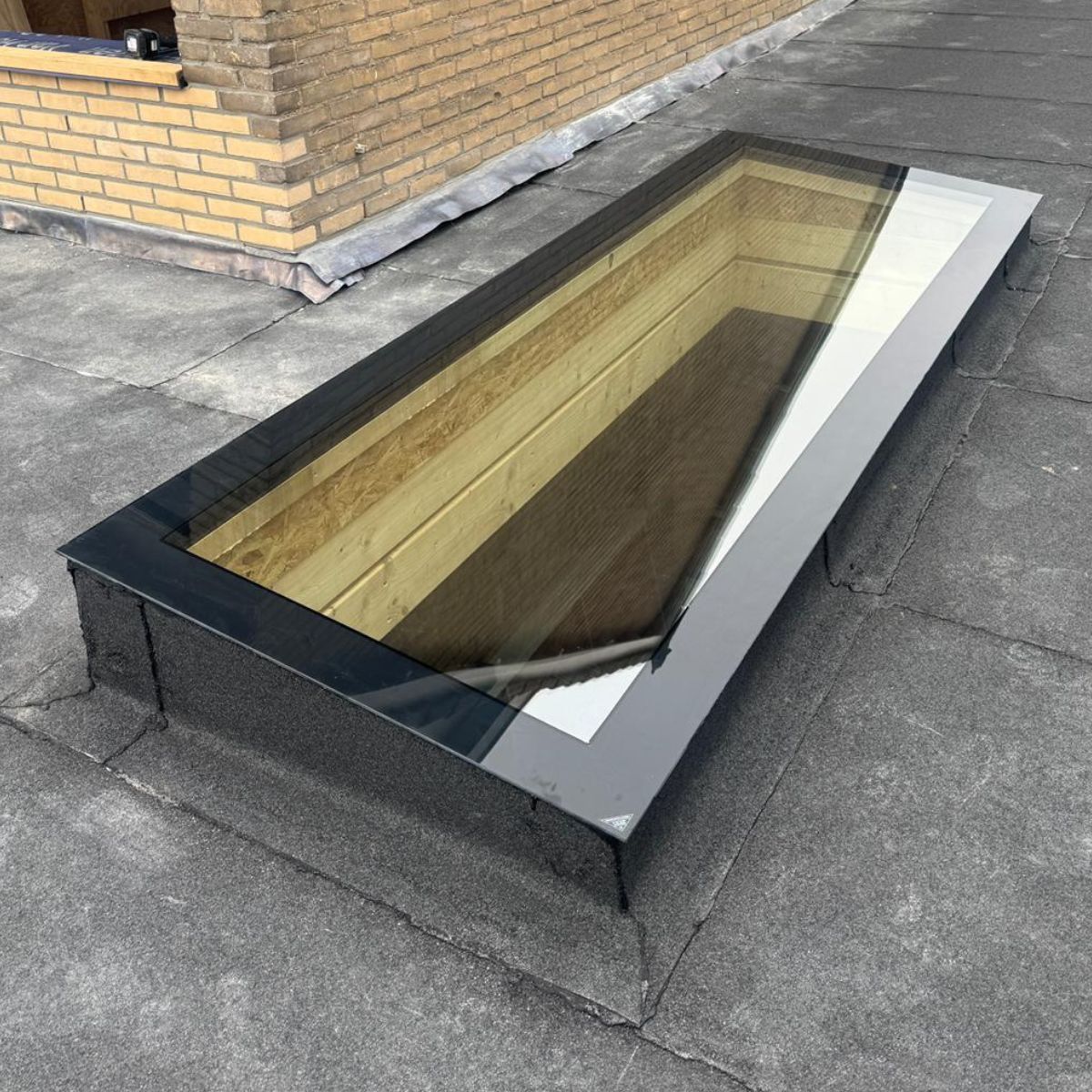 40 x 40 cm Fenêtre de toit pour toit plat, triple vitrage, valeur U: 0,9 W/m²K