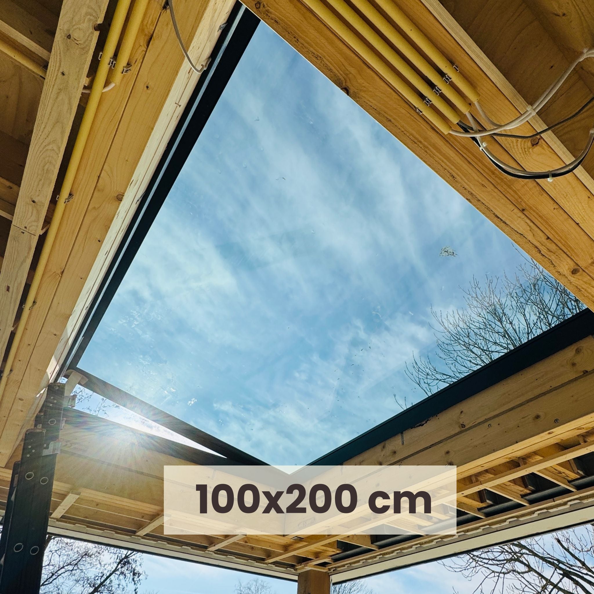 Fenêtre de toit à ouverture électrique de 100 x 200 cm